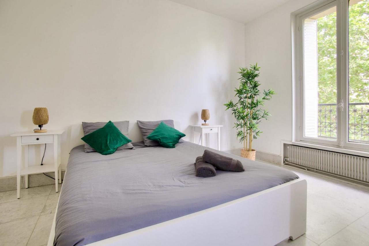 2 Bedrooms Tour Eiffel Rapp Paris Ngoại thất bức ảnh