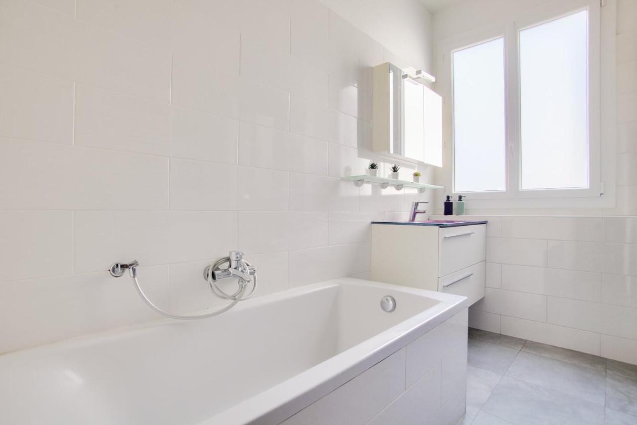 2 Bedrooms Tour Eiffel Rapp Paris Ngoại thất bức ảnh